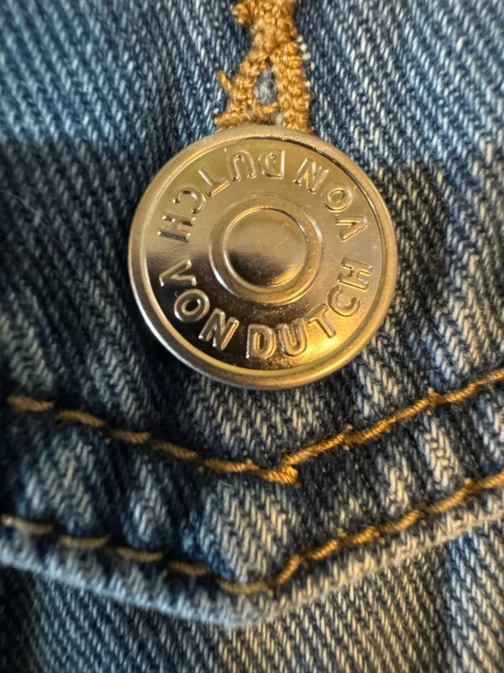 Von Dutch Y2K Vintage Style Cropped Zip-Front Light Wash Denim Jacket NWT Small - Picture 15 of 15